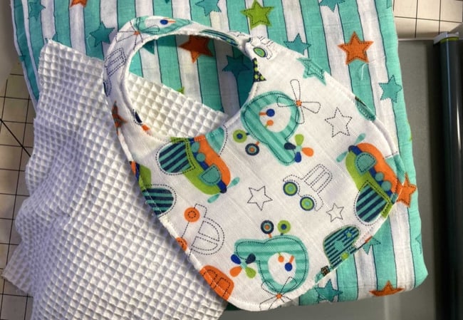 How to Make a Baby Bib and Swaddle (Video Sewing Tutorial)