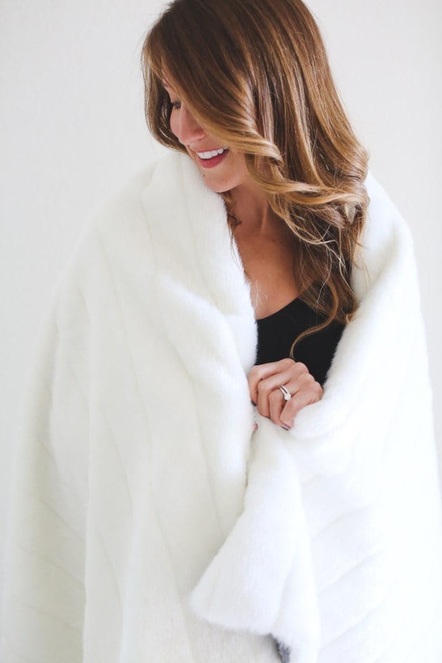 how to sew a faux fur throw blanket
